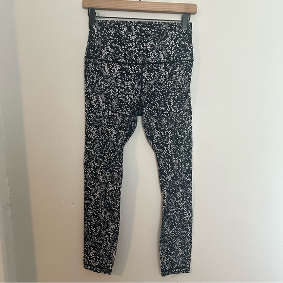 LULULEMON- Align Pant II 25" Chirasu Black Leggings Gym Workout Athletic Yoga - Picture 4 of 8